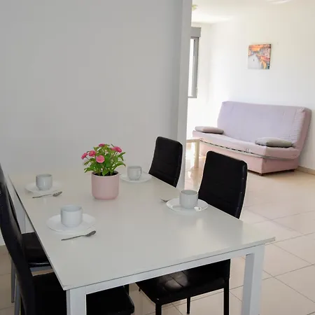 Apartment Lowcost 3000 *